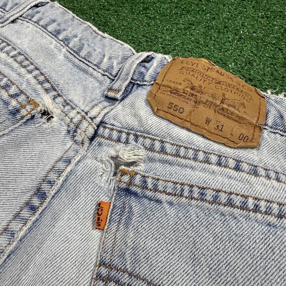 Vintage Levis Shorts Mens 31 Relaxed Fit 550 Orange Tab Denim 90s Light Wash - Picture 2 of 10